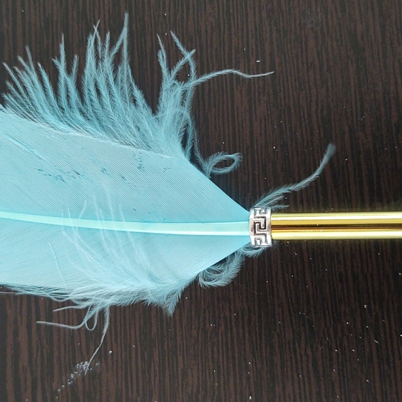 Feather Pen - Picture 5 of 6